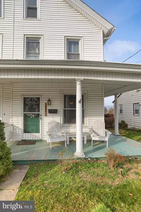 625 Church St, Millersburg, PA 17061