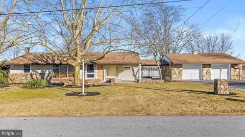 153 Alva Dr, Harrisburg, PA 17112