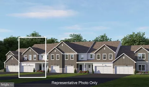 7894 Briarwood Dr, Harrisburg, PA 17112