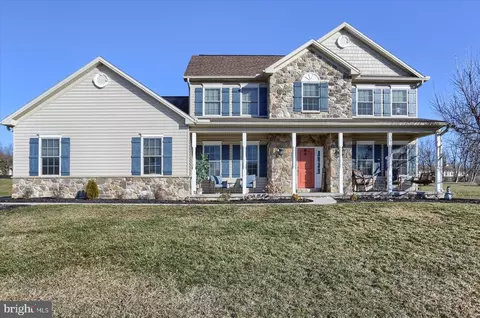 7154 Beaver Creek Rd, Harrisburg, PA 17112