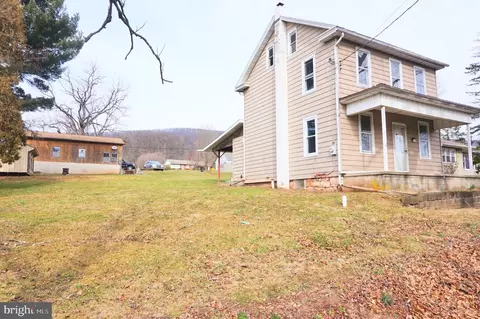 5631 Main St, Lykens, PA 17048