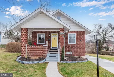 4005 Elmerton Ave, Harrisburg, PA 17109