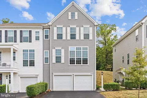 2133 Red Fox Dr, Hummelstown, PA 17036