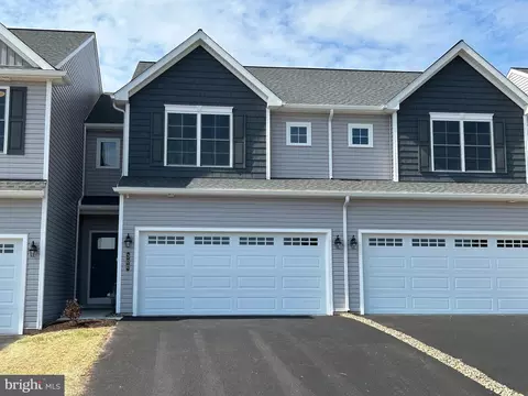300 Sage Blvd, Middletown, PA 17057
