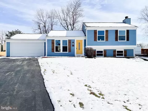 108 Wild Lilac Ct, Harrisburg, PA 17110
