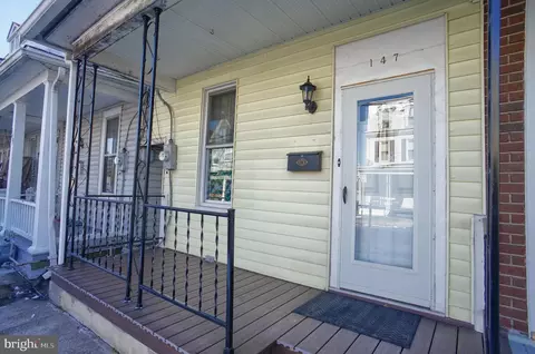 147 Lucknow Rd, Harrisburg, PA 17110