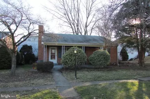 3905 Durham Rd, Harrisburg, PA 17110