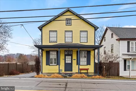 7096 Union Deposit Rd, Hummelstown, PA 17036