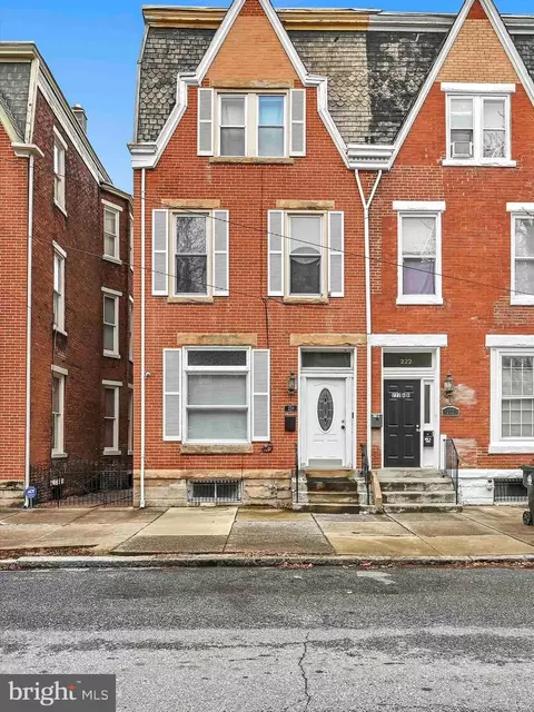 220 Harris St, Harrisburg, PA 17102