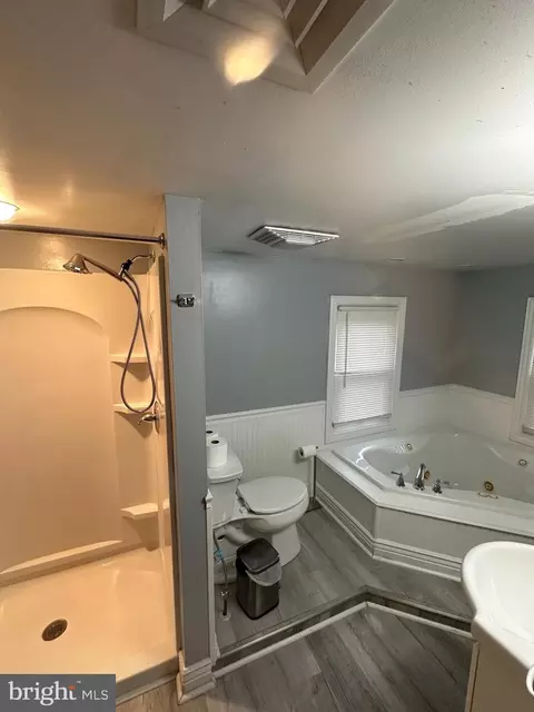 1630 E Chocolate Ave, Hershey, PA 17033 photo 12