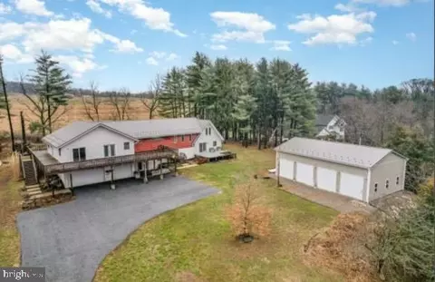 74 Creek Rd, Halifax, PA 17032