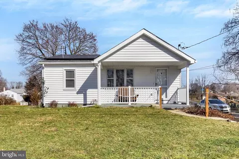 4620 Berkley St, Harrisburg, PA 17109