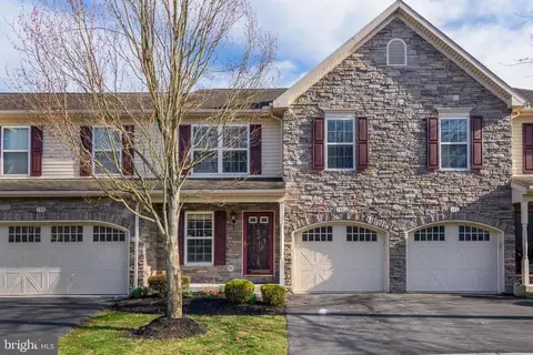 151 Needlewood Dr, Harrisburg, PA 17112