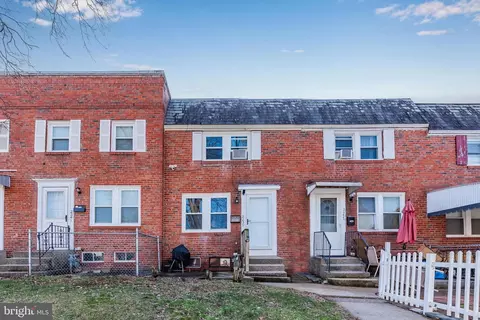 2239 Kensington St, Harrisburg, PA 17104