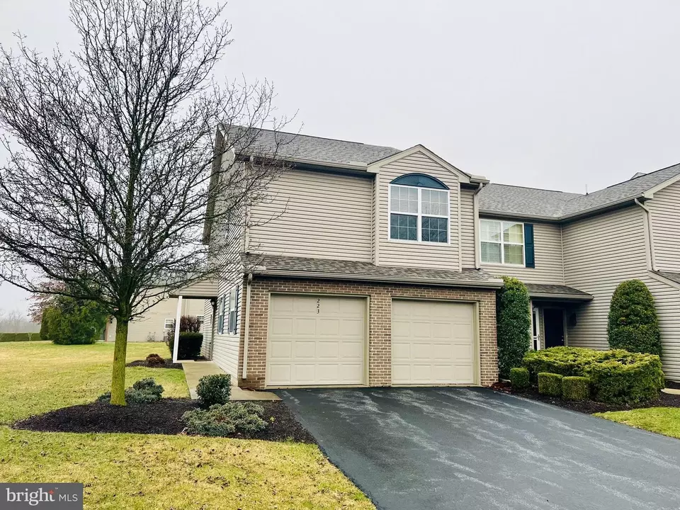 223 Thrush Dr, Hummelstown, PA 17036 18 Photos Movoto