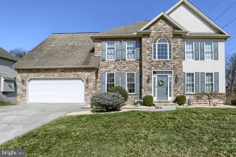 322 Yorkshire Dr, Harrisburg, PA 17111