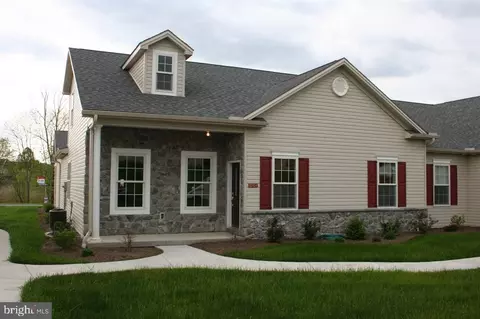6927 Derrick Dr, Harrisburg, PA 17112