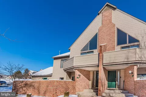 1110 Cherrington Dr, Harrisburg, PA 17110