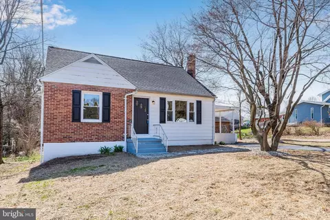 7001 Chambers Hill Rd, Harrisburg, PA 17111