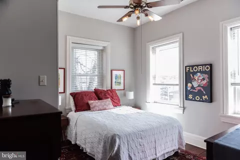 Bedroom - 317 E Derry Rd, Hershey, PA 17033 photo 3 of 7