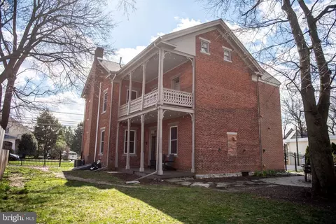 Exterior - 317 E Derry Rd, Hershey, PA 17033 photo 8 of 9