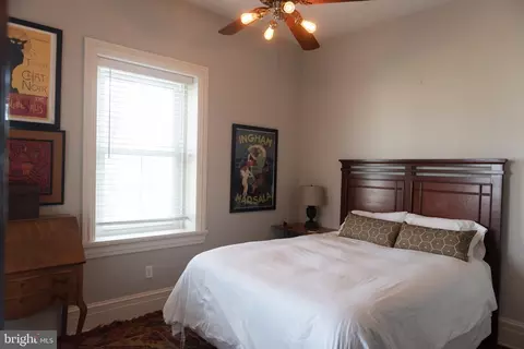 Bedroom - 317 E Derry Rd, Hershey, PA 17033 photo 5 of 7