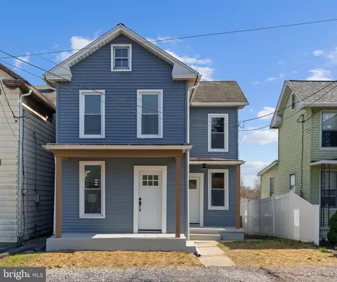 628 Chambers St, Harrisburg, PA 17113