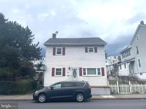 643 N Front St, Steelton, PA 17113