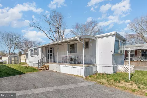 24 Caravan Ct, Middletown, PA 17057