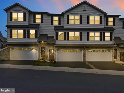 4650 Margarets Dr, Harrisburg, PA 17110