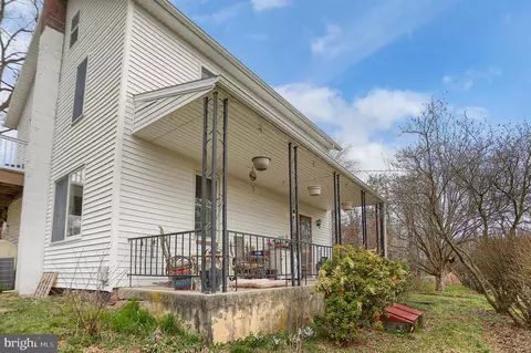 176 Creek Dr, Halifax, PA 17032