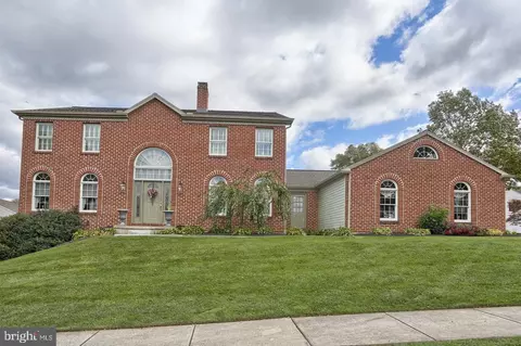 965 Carter Cv, Hummelstown, PA 17036