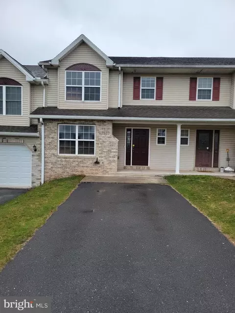 44 Dustin Dr, Halifax, PA 17032