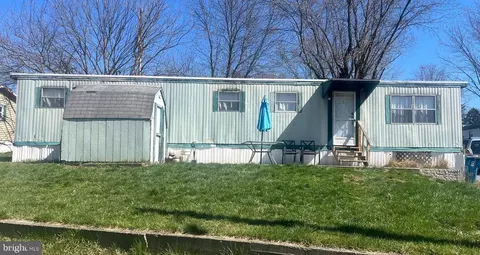 107 C Ln, Harrisburg, PA 17111