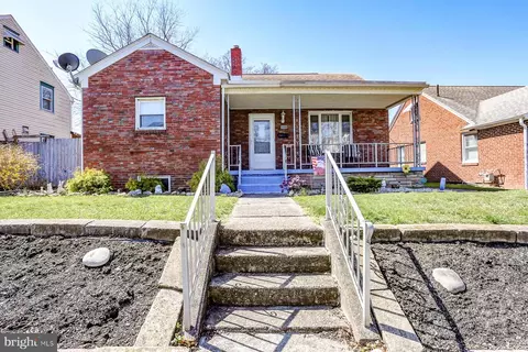 516 Benton St, Harrisburg, PA 17104