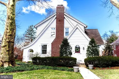133 Elm Ave, Hershey, PA 17033