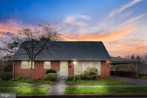 126 Kokomo Ave, Hummelstown, PA 17036