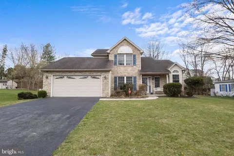 2312 Cypress Dr, Harrisburg, PA 17110