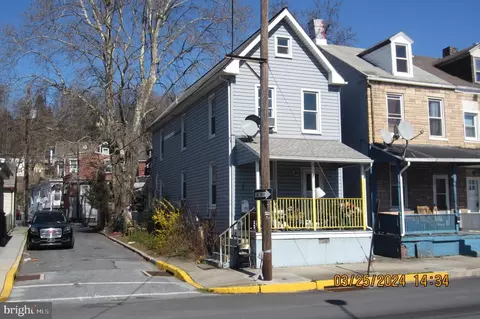 701 S Front St, Steelton, PA 17113