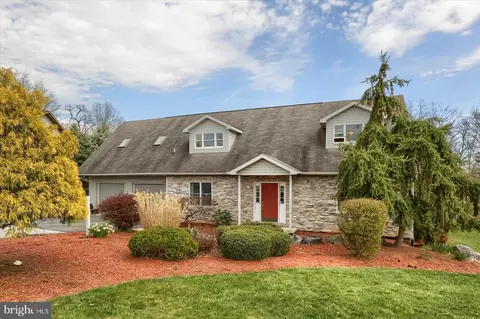 4134 Lisa Dr, Harrisburg, PA 17112