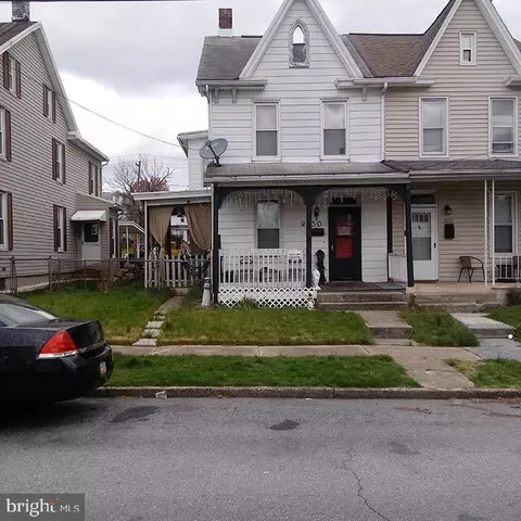 2830 Banks St, Harrisburg, PA 17103