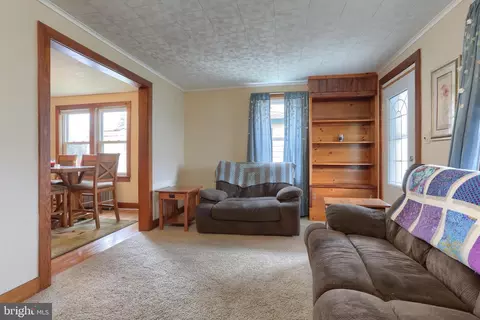 Bedroom - 364 E Derry Rd, Hershey, PA 17033 photo 1 of 6