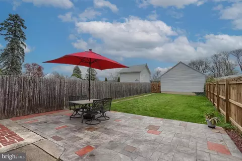 Exterior - 364 E Derry Rd, Hershey, PA 17033 photo 6 of 12