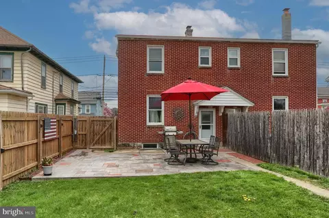 Exterior - 364 E Derry Rd, Hershey, PA 17033 photo 10 of 12