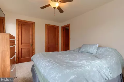 Bedroom - 364 E Derry Rd, Hershey, PA 17033 photo 6 of 6
