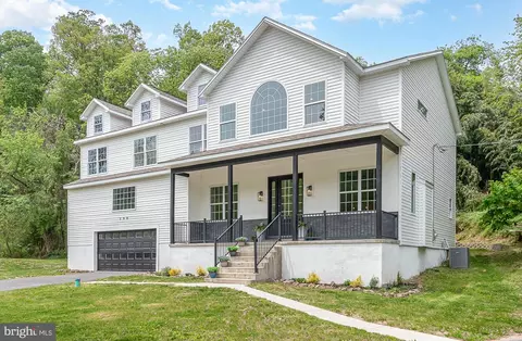 390 Clark Rd, Hummelstown, PA 17036