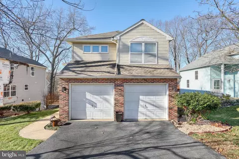 6104 Summit Pointe Dr, Harrisburg, PA 17111