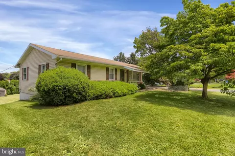 153 E Bonnie Ave, Elizabethville, PA 17023