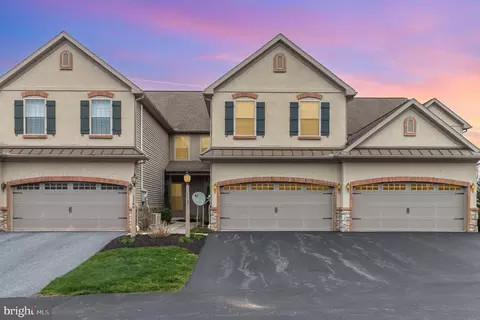 1147 Day Star Dr, Harrisburg, PA 17111