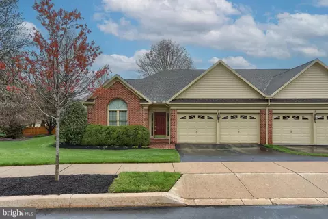 17 Almond Dr, Hershey, PA 17033
